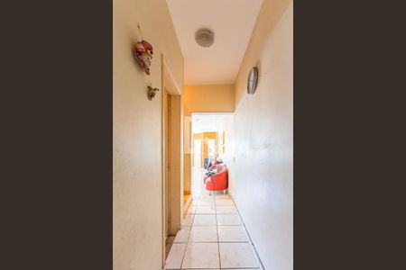 Corredor de casa à venda com 4 quartos, 352m² em Jardim Ocara, Santo André