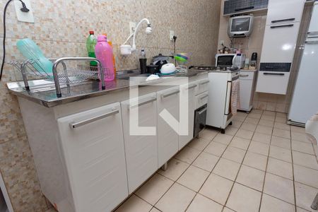 Casa à venda com 250m², 3 quartos e 3 vagas Casa à venda com 250m², 3 quartos e 3 vagasCozinha