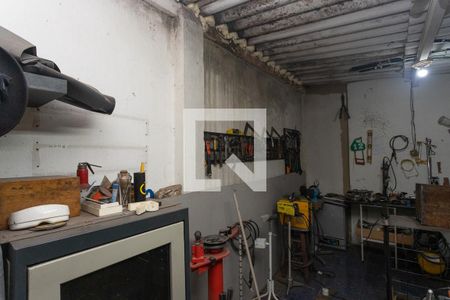 Casa à venda com 250m², 3 quartos e 3 vagas Casa à venda com 250m², 3 quartos e 3 vagasCasa 2