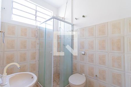 Banheiro de kitnet/studio para alugar com 1 quarto, 38m² em Bela Vista, São Paulo