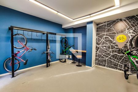 Área Comum - Bicicletário de apartamento para alugar com 1 quarto, 24m² em Panamby, São Paulo