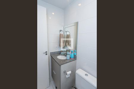 Apartamento à venda com 64m², 3 quartos e 1 vaga Apartamento à venda com 64m², 3 quartos e 1 vagaBanheiro Social