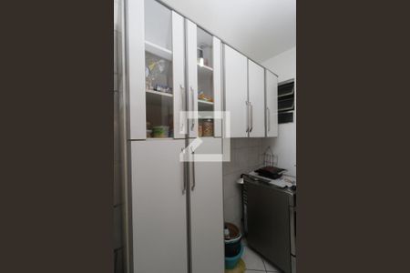 Casa à venda com 104m², 3 quartos e 2 vagasQuarto de Serviço