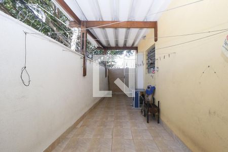 Casa à venda com 104m², 3 quartos e 2 vagasQuintal