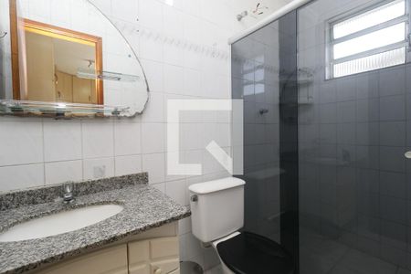Casa à venda com 104m², 3 quartos e 2 vagasBanheiro da Suíte