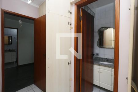 Casa à venda com 104m², 3 quartos e 2 vagasDetalhe do Banheiro da Suite
