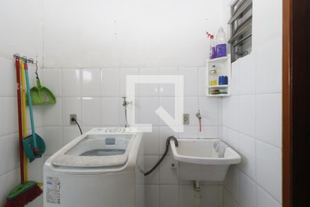 Casa à venda com 104m², 3 quartos e 2 vagasÁrea de Serviço