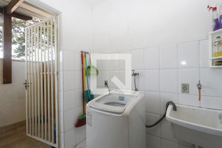 Casa à venda com 104m², 3 quartos e 2 vagasÁrea de Serviço