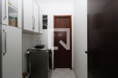 Casa à venda com 104m², 3 quartos e 2 vagasQuarto de Serviço