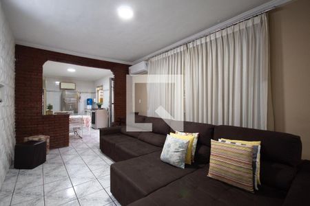 Sala de casa à venda com 4 quartos, 150m² em Padroeira, Osasco