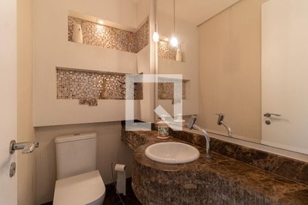 Apartamento para alugar com 213m², 4 quartos e 3 vagasLavabo