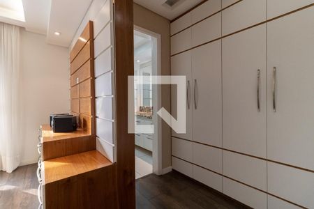 Apartamento para alugar com 213m², 4 quartos e 3 vagasSuíte 1