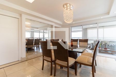 Apartamento para alugar com 213m², 4 quartos e 3 vagasSala