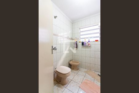 Banheiro de casa à venda com 2 quartos, 110m² em Pestana, Osasco