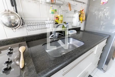 Apartamento para alugar com 74m², 2 quartos e 2 vagasCozinha 