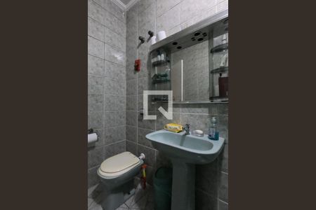 Banheiro de casa para alugar com 3 quartos, 300m² em Super Quadra Morumbi, São Paulo
