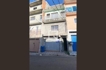 Casa para alugar com 220m², 3 quartos e 2 vagasFachada