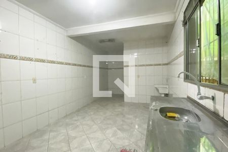 Casa para alugar com 220m², 3 quartos e 2 vagasCozinha