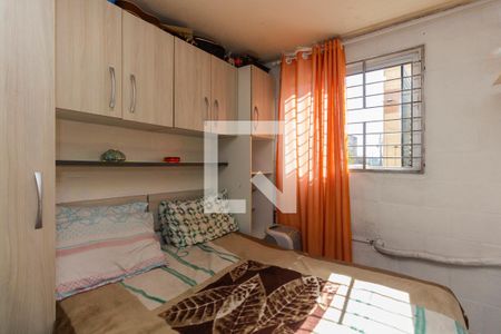 Quarto 2 de apartamento para alugar com 2 quartos, 40m² em Rubem Berta, Porto Alegre