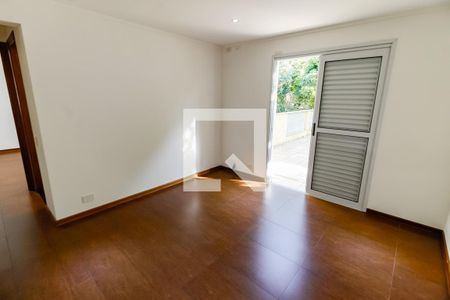 Casa à venda com 388m², 4 quartos e 6 vagasSuíte 2
