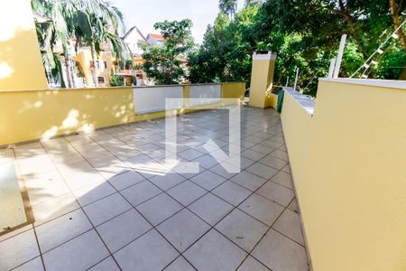 Casa à venda com 388m², 4 quartos e 6 vagasÁrea externa