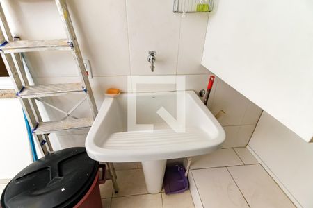 Casa à venda com 388m², 4 quartos e 6 vagasDetalhe da area de serviço