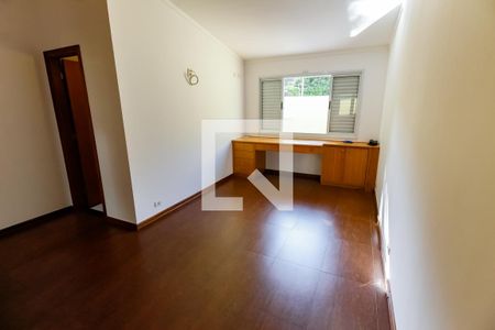 Casa à venda com 388m², 4 quartos e 6 vagasSuíte 1