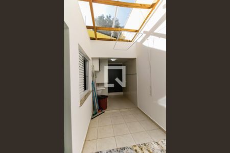 Casa à venda com 388m², 4 quartos e 6 vagasDetalhe da area de serviço