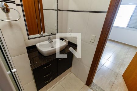 Casa à venda com 388m², 4 quartos e 6 vagasBanheiro da Suíte 4