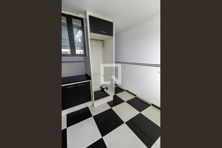 Casa à venda com 388m², 4 quartos e 6 vagasCozinha - Armários