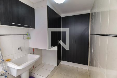 Casa à venda com 388m², 4 quartos e 6 vagasÁrea de Serviço