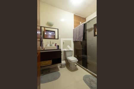 Casa para alugar com 150m², 3 quartos e 2 vagas Casa para alugar com 150m², 3 quartos e 2 vagasBanheiro da Suíte