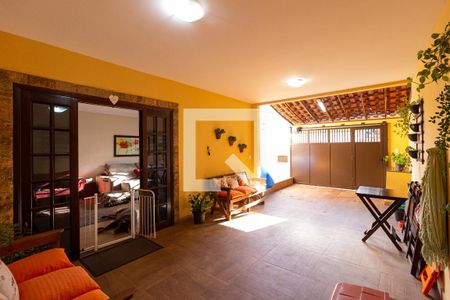 Casa para alugar com 150m², 3 quartos e 2 vagas Casa para alugar com 150m², 3 quartos e 2 vagasQuintal