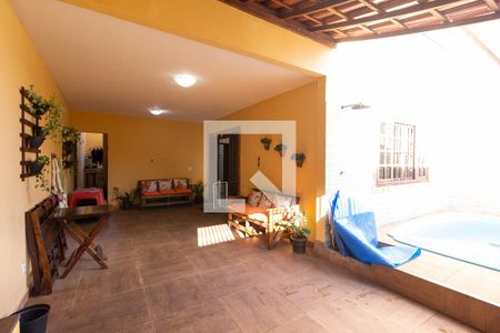 Casa para alugar com 150m², 3 quartos e 2 vagas Casa para alugar com 150m², 3 quartos e 2 vagasQuintal