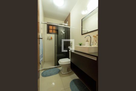 Casa para alugar com 150m², 3 quartos e 2 vagas Casa para alugar com 150m², 3 quartos e 2 vagasBanheiro Social 2