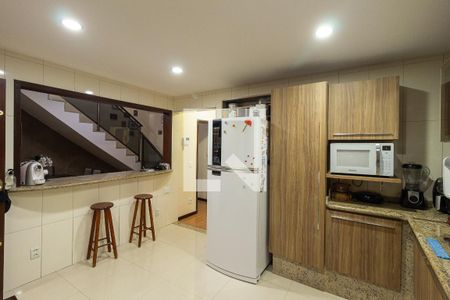 Casa para alugar com 150m², 3 quartos e 2 vagas Casa para alugar com 150m², 3 quartos e 2 vagasCozinha