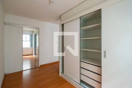 Sala/Quarto de apartamento para alugar com 1 quarto, 46m² em Centro Histórico, Porto Alegre