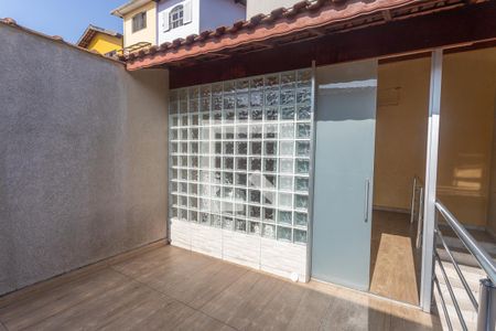 Casa à venda com 250m², 3 quartos e 5 vagasÁrea de serviço 