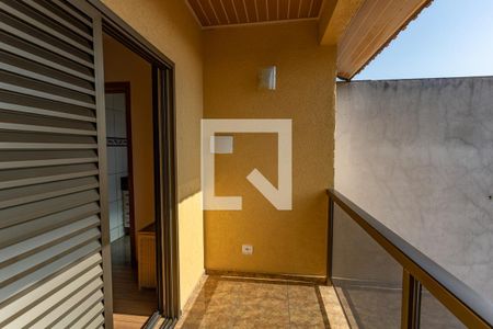 Casa à venda com 250m², 3 quartos e 5 vagasVaranda da suíte 