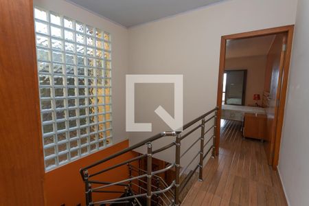 Casa à venda com 250m², 3 quartos e 5 vagasHall da escada 