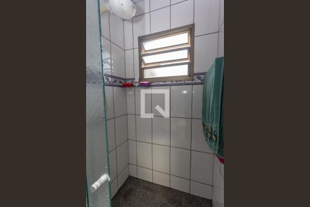 Casa à venda com 250m², 3 quartos e 5 vagasBanheiro da suíte 