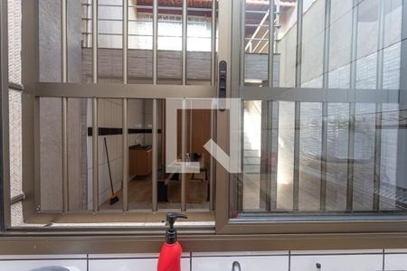 Casa à venda com 250m², 3 quartos e 5 vagasJanela da cozinha 