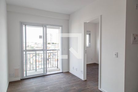 Sala de apartamento para alugar com 2 quartos, 38m² em Parque Maria Luiza, São Paulo