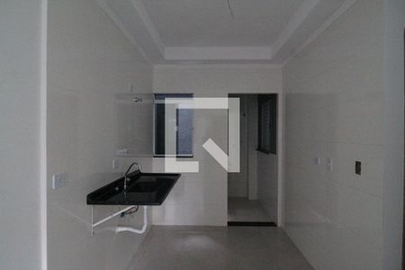 Cozinha de apartamento para alugar com 1 quarto, 35m² em Vila Dalila, São Paulo