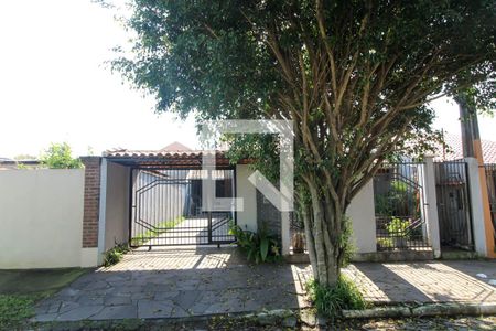 Casa para alugar com 118m², 3 quartos e 3 vagas Casa para alugar com 118m², 3 quartos e 3 vagasFachada