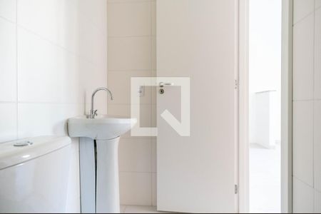 Apartamento à venda com 32m², 2 quartos e sem vaga Apartamento à venda com 32m², 2 quartos e sem vagaBanheiro