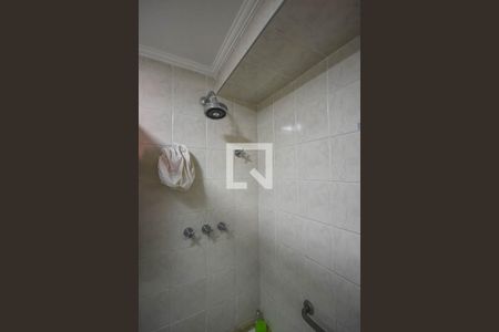 Apartamento à venda com 110m², 3 quartos e 2 vagasChuveiro do banheiro da suíte