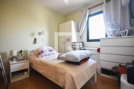 Apartamento à venda com 110m², 3 quartos e 2 vagasQuarto 2