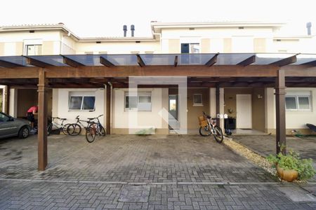 Casa de condomínio à venda com 144m², 3 quartos e 2 vagasFachada