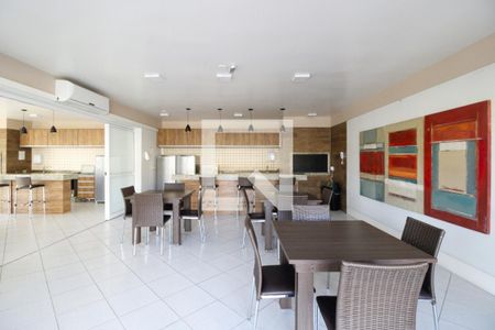 Casa de condomínio à venda com 144m², 3 quartos e 2 vagasÁrea comum - Salão de festas